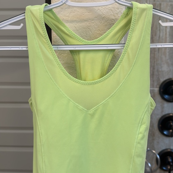 Lululemon Tone It Tank Bright Yellow / Green
Size 4 - Picture 4 of 14
